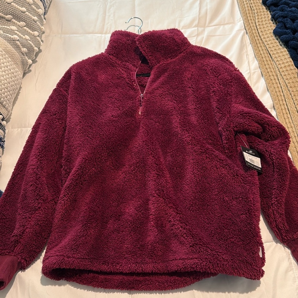 NWT Eddie Bauer pullover
